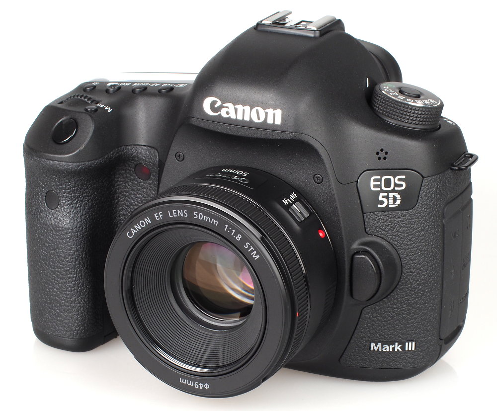 Canon Eos 5D Mark Ii DSLR Camera + Ef 50MM F/1.8 Stm Lens - STS