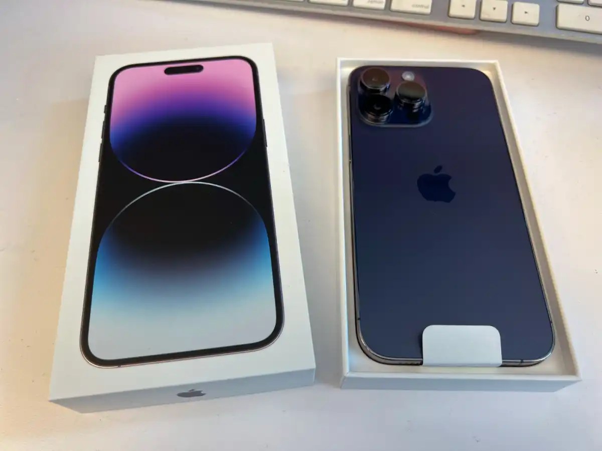 iPhone 14 pro Max - 128GB view 4