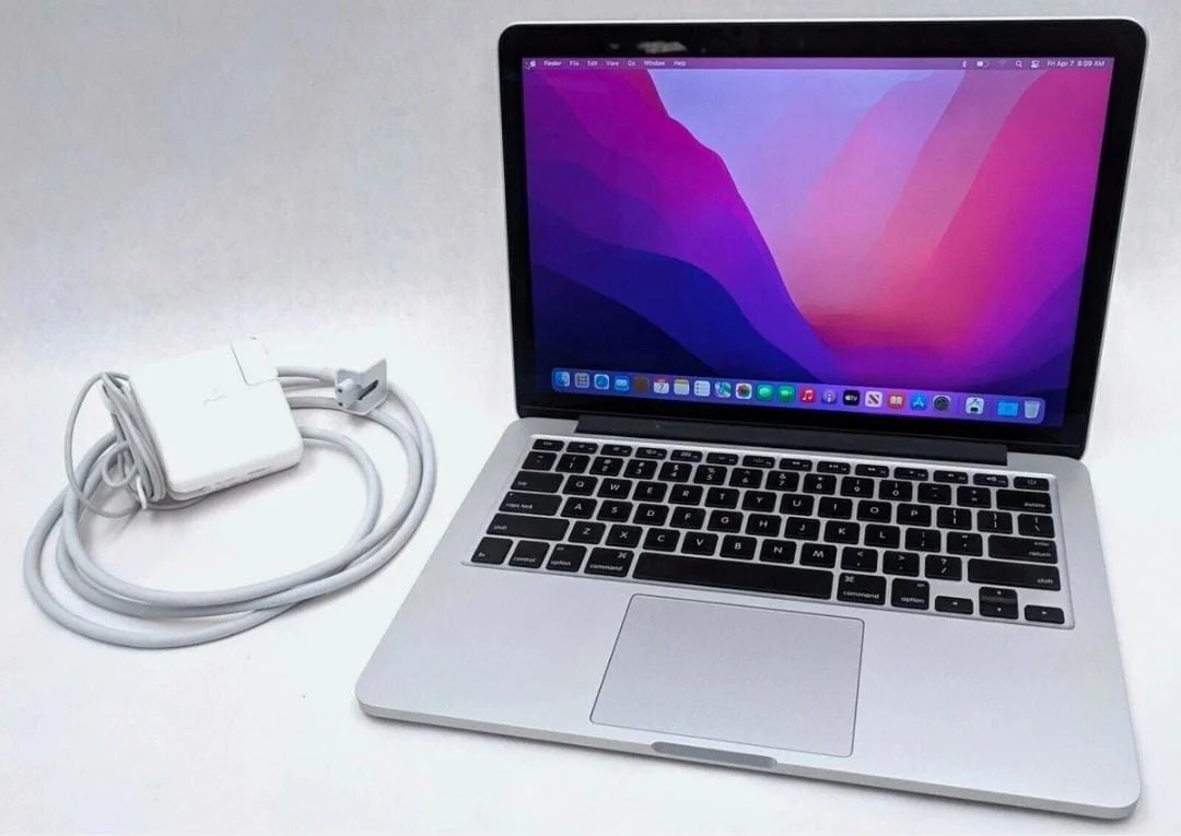 Macbook pro 2014 view 2